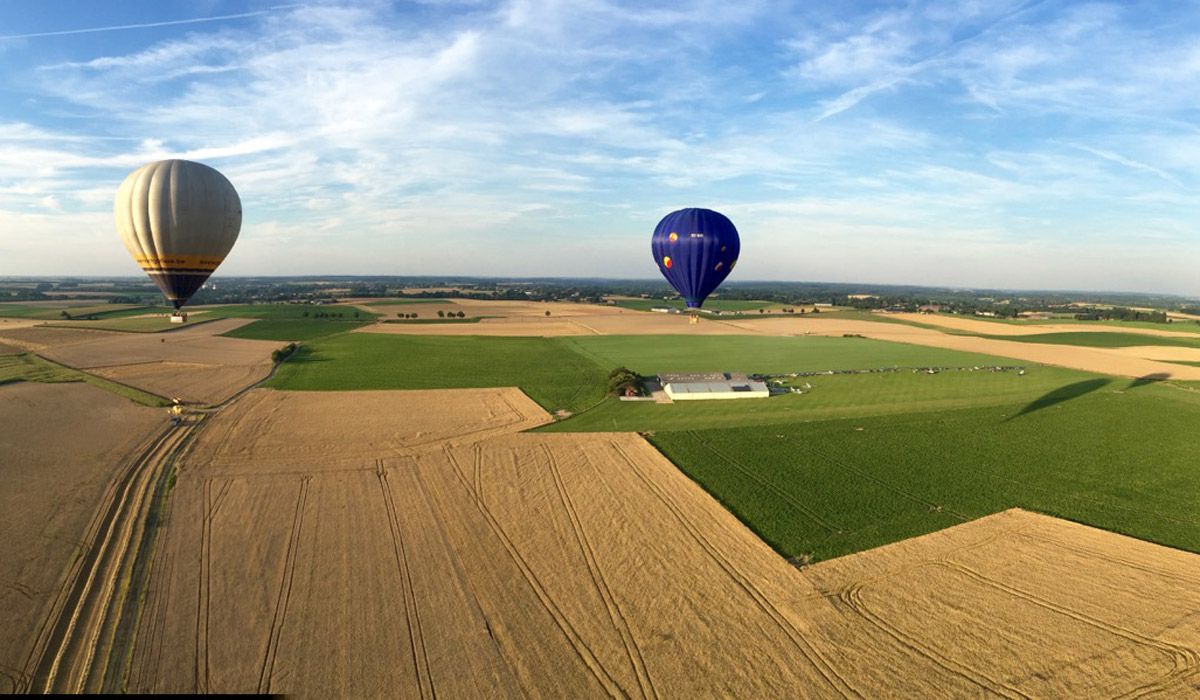 Give the gift of Belgium's most beautiful landscapes with a voucher for a hot air balloon flight