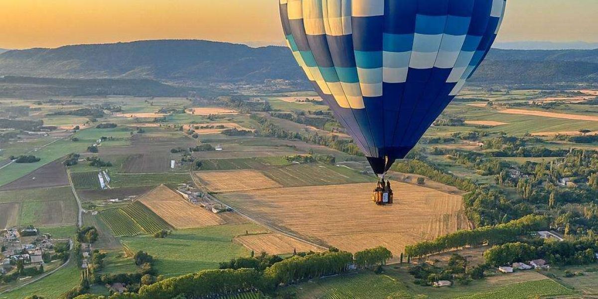 How long does a hot air balloon flight last?