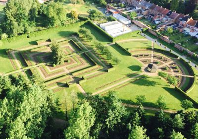 Décollage montgolfiere au Château d'Enghien